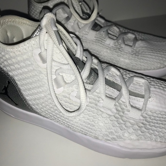 Air Jordan running - Picture 2 of 6